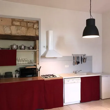 Chai Merlot Apartment